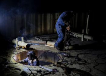 اقدامات اساسی در اورهال مخازن و پمپ های منطقه تهران