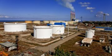 کاهش تردد  نفتکش های جاده پیما در مازندران و گلستان