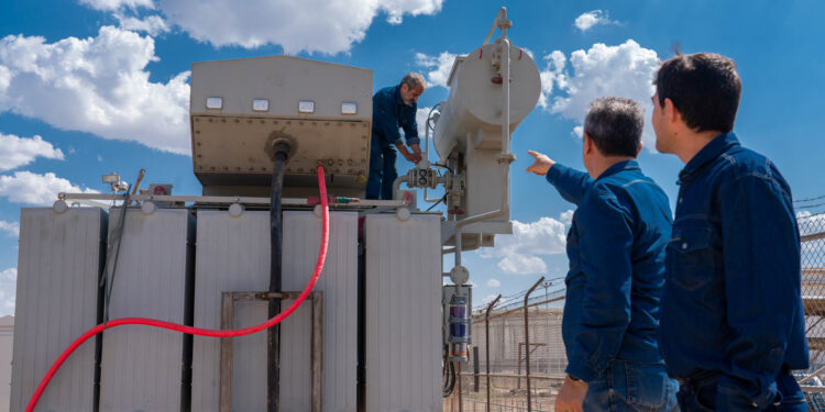 افزایش ضریب اطمینان درپی تعویض کابلهای برق