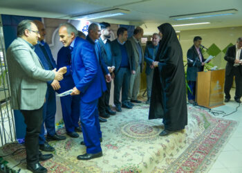 رزمندگان، ایثارگران و خانواده معظم شهدا تجلیل شدند