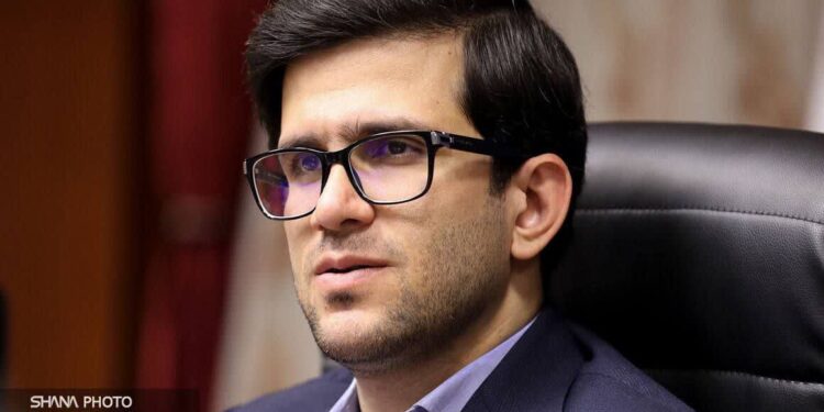قدردانی معاون وزیر نفت از تلاشگران عرصه سوخترسانی زمستانی