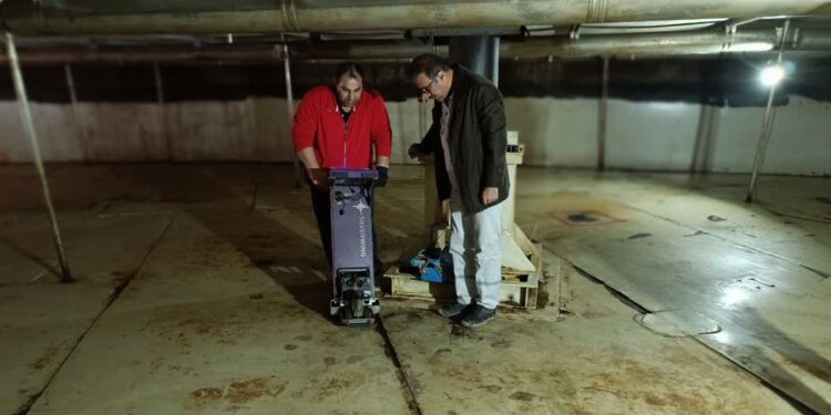 اسکن ورقهای کف مخزن T5مارون ۶ با تجهیزات پیشرفته