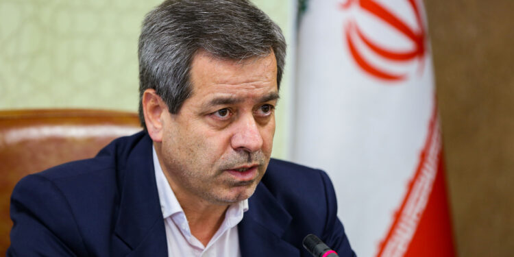 استمرار امدادرسانی در پی حادثه اسکله بندر شهیدرجایی