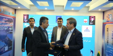 گزارش تصویری امضای دو قرارداد با شرکت های دانش بنیان در صنعت انتقال نفت