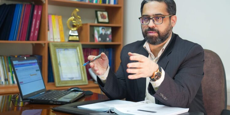 اجرای دو طرح نوآورانه پایش خطوط لوله نفت با فناوری فیبر نوری در آستانه عقد قرارداد