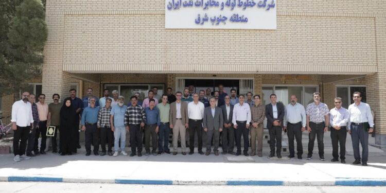 تجلیل از مقام کارگر در منطقه جنوب شرق