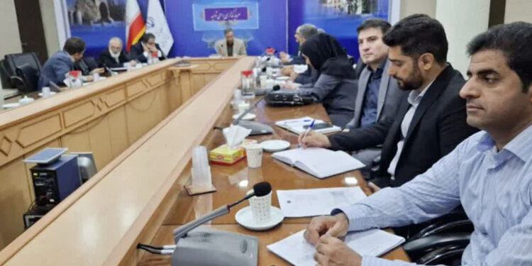 حضور مسئولین منطقه غرب در نشست بازتخصیص منابع آب با پساب استانداری کرمانشاه