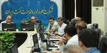 بررسی تأمین نیروی انسانی واحد HSE شرکت های خطوط لوله و پخش منطقه اصفهان