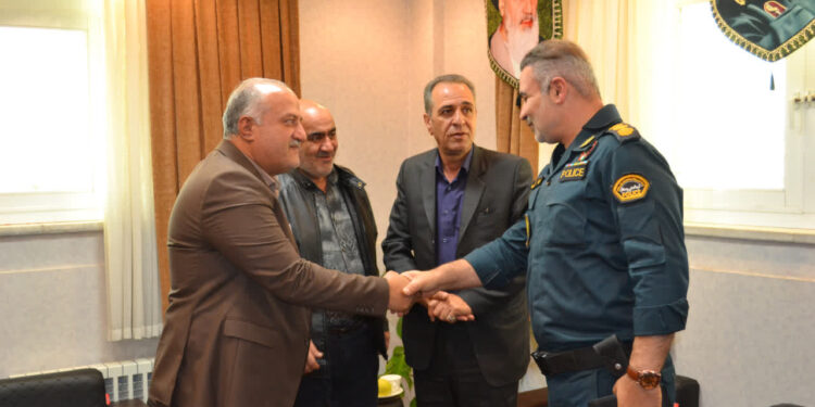 تقدیر مدیر منطقه شمالشرق از فرمانده منطقه انتظامی شاهرود