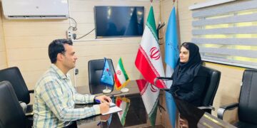 شنا باعث مي شود انرژى هاى منفي در آب دفع شود