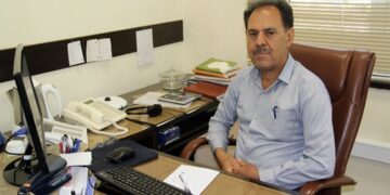 عملیات تسطیح در مسیر خط گچساران به شیراز