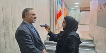 خواندن قرآن دیدگاه انسان ها را تغییر می دهد