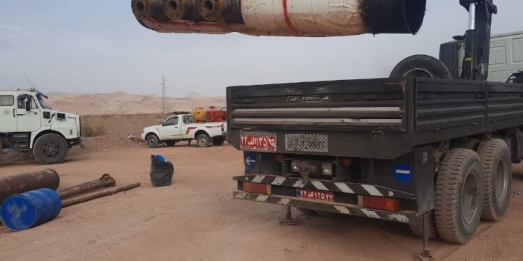 مشارکت تیم فنی منطقه مرکزی در عملیات ایمنسازی و تغییر مسیر خط ۲۲ اینچ فرآورده ری/شاهرود