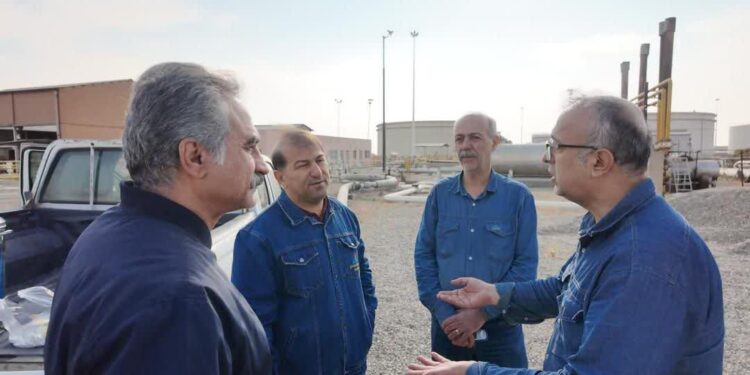 اتصال خط لوله نفتگاز یورو ۴ به نیروگاه منتظر قائم