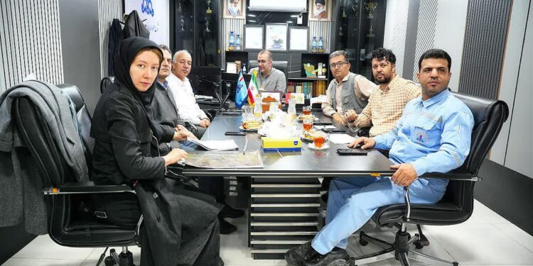 بازدید میدانی مدیر مهندسی طرح ها از خطوط الحاقی منطقه خلیج فارس