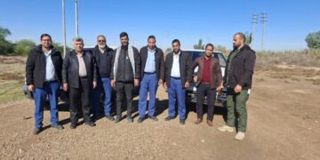 پایش مسیر خطوط لوله انتقال نفت منطقه خوزستان