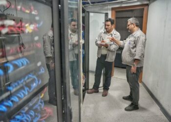 برقراری خط هات‌لاین میان فرمانداری بندرعباس و پالایشگاه لاوان