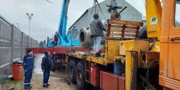 رفع موانع پیگ‌رانی خط ۲۶ اینچ فرآورده شازند-ری انجام می شود