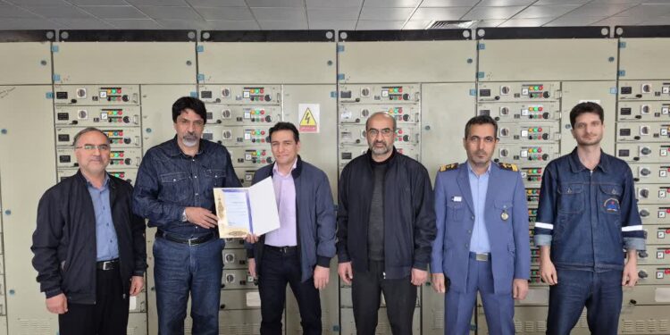 تقدیر از پژوهشگران منتخب منطقه مرکزی