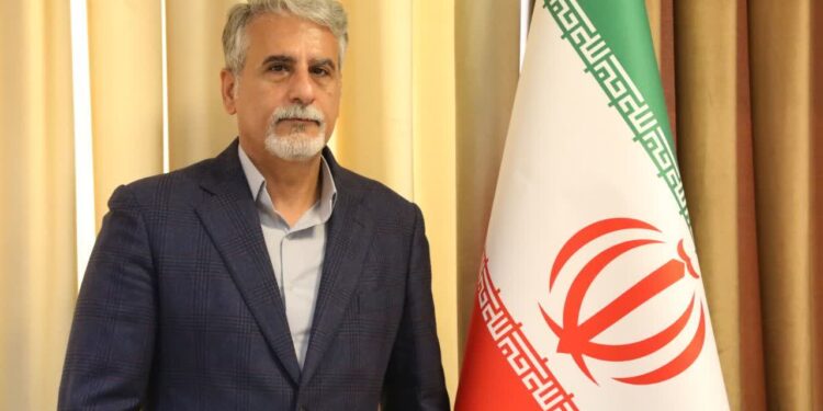 تضمین انتقال روزانه حدود ۲۰۰ هزار بشکه نفت کوره تولیدی پالایشگاه آبادان؛با تلاش بی وقفه صنعتگران انتقال نفت منطقه خوزستان